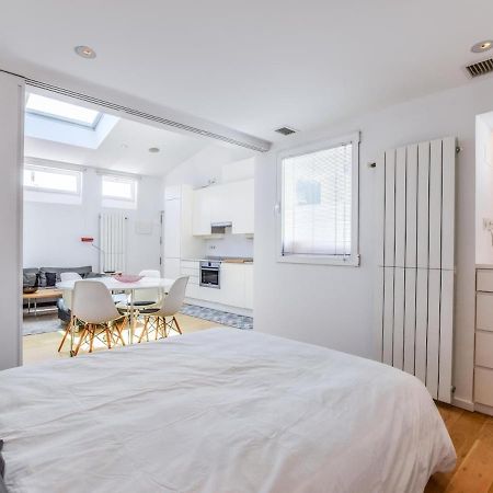 Apartamento De Diseno De Lujo En Lavapies Alquiler Temporal Мадрид Екстер'єр фото
