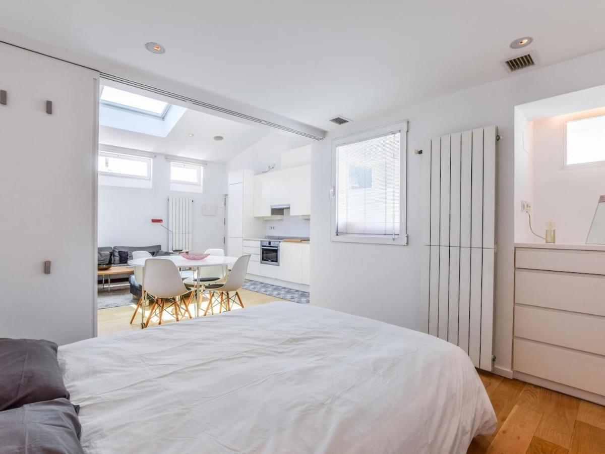 Apartamento De Diseno De Lujo En Lavapies Alquiler Temporal Мадрид Екстер'єр фото