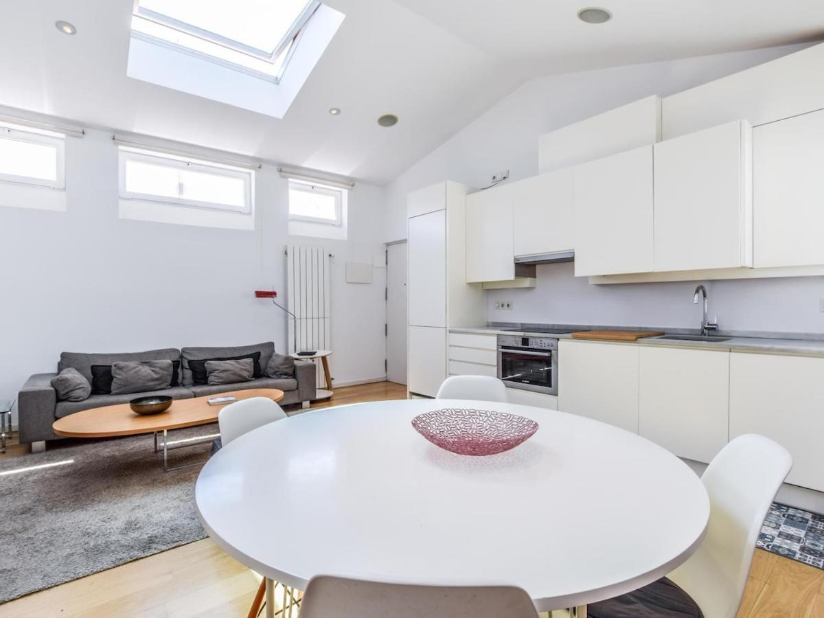 Apartamento De Diseno De Lujo En Lavapies Alquiler Temporal Мадрид Екстер'єр фото