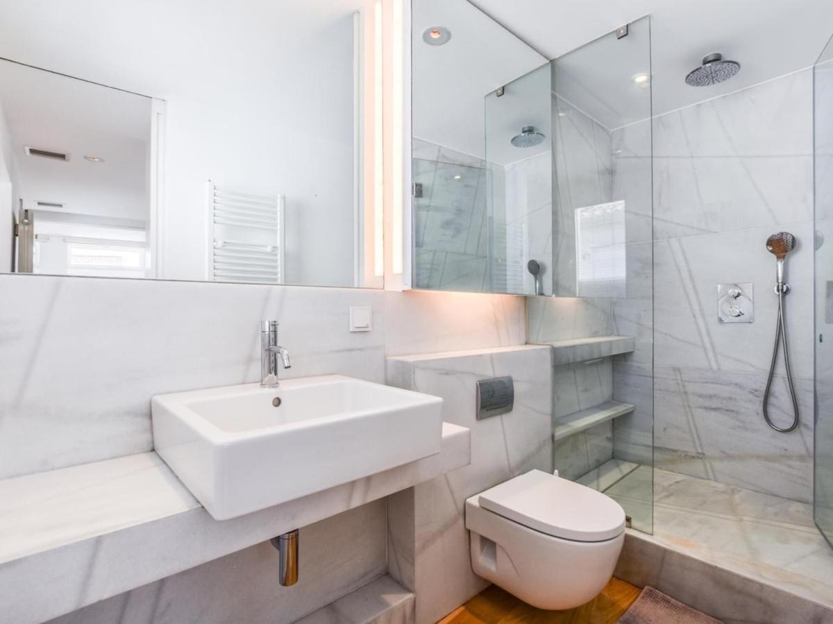 Apartamento De Diseno De Lujo En Lavapies Alquiler Temporal Мадрид Екстер'єр фото